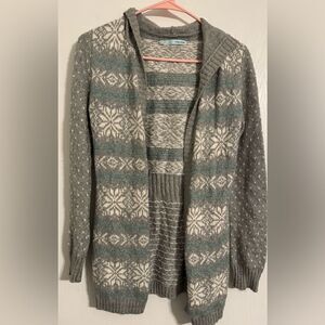 Maurices Sweater Size XS Hooded Cardigan Snowflake Fair Isle